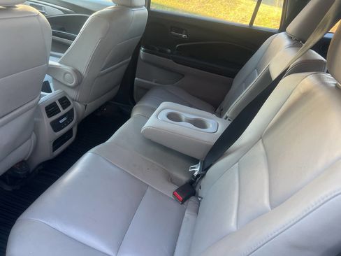 Used 2017 Honda Pilot EX-L image 7