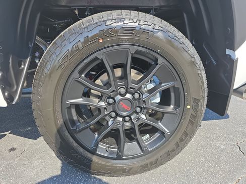 New 2026 Toyota Tundra Limited AWD/4WD image 31