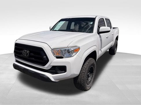 Used 2020 Toyota Tacoma SR AWD/4WD image 2