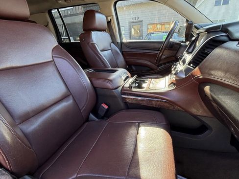 Used 2015 Chevrolet Suburban LTZ image 14