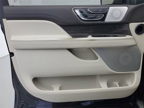 Used 2018 Lincoln Navigator Black Label image 20