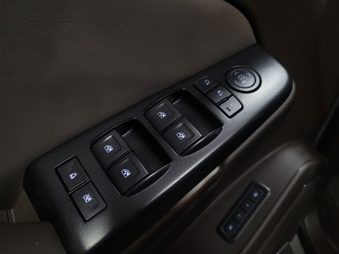 Used 2019 GMC Yukon Denali w/ Denali Ultimate Package AWD/4WD image 27