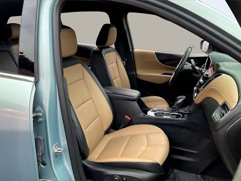 Used 2022 Chevrolet Equinox Premier image 7