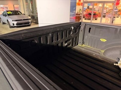 Used 2015 Ford F150 XLT w/ Trailer Tow Package image 12