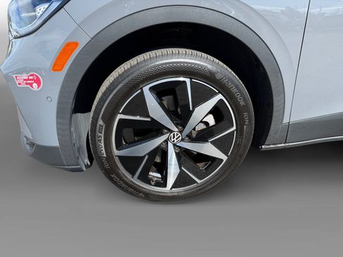 Certified 2023 Volkswagen ID.4 Pro S AWD/4WD image 9