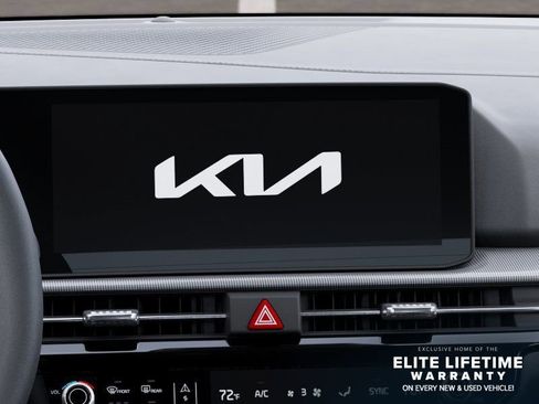 New 2026 Kia Sportage SX FWD image 21