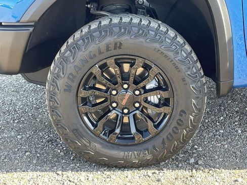 Used 2023 GMC Sierra 1500 AT4X image 33