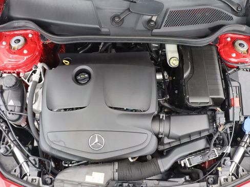 Used 2017 Mercedes-Benz CLA 250 image 13
