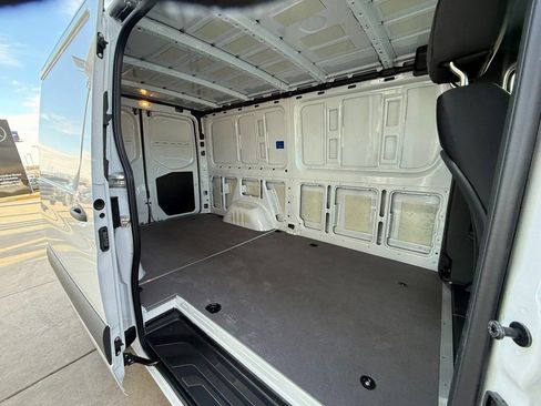 New 2025 Mercedes-Benz Sprinter 2500 image 23