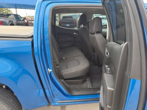 Used 2022 Chevrolet Colorado LT RWD image 17