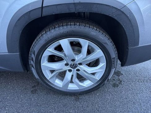 Certified 2023 Volkswagen Taos S image 32