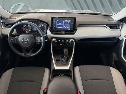 Used 2021 Toyota RAV4 XLE FWD image 13