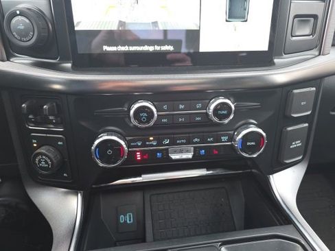 Certified 2023 Ford F150 Platinum w/ Equipment Group 701A High image 25