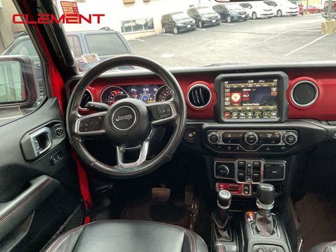 Used 2021 Jeep Gladiator Rubicon w/ Uconnect 4C Nav & Sound Group image 17