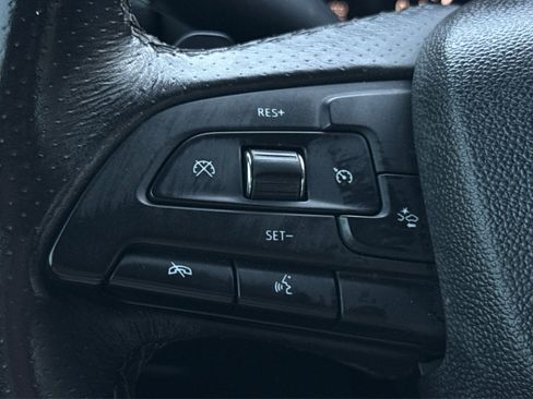 Used 2019 Cadillac XT4 Sport w/ Driver Awareness Package image 33