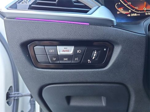 Used 2019 BMW 330i Sedan image 26