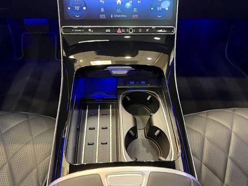 Used 2025 Mercedes-Benz S 580 4MATIC Sedan image 17