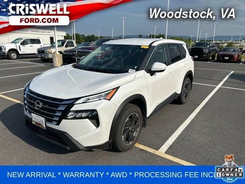 Used 2025 Nissan Rogue SV AWD/4WD image 1