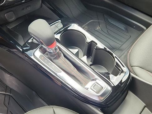 New 2026 Chevrolet Trax RS w/ Sunroof Package FWD image 18