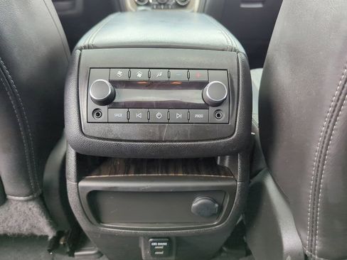 Used 2015 GMC Acadia Denali AWD/4WD image 30