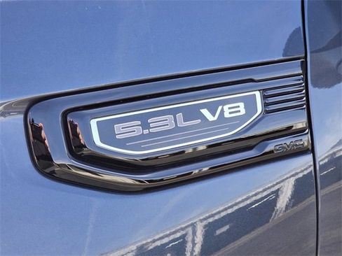 Used 2020 GMC Sierra 1500 Elevation w/ Elevation Value Package image 8