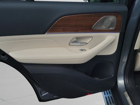 New 2026 Mercedes-Benz GLE 450 4MATIC image 11