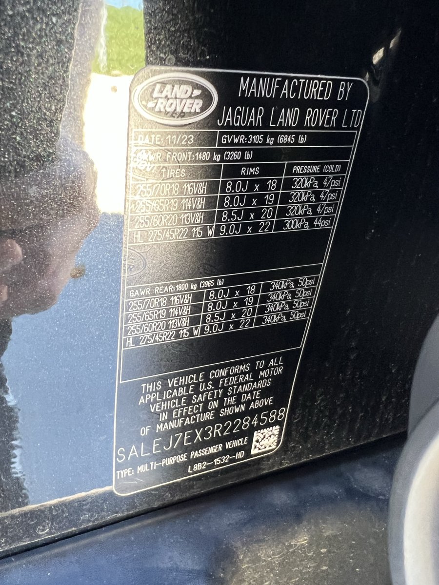 Used 2024 Land Rover Defender 110 S AWD/4WD image 36