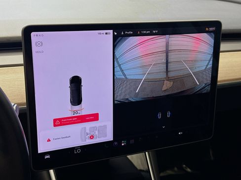 Used 2018 Tesla Model 3 RWD image 10