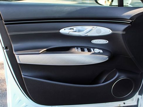 Used 2024 Genesis Electrified GV70 Advanced image 36