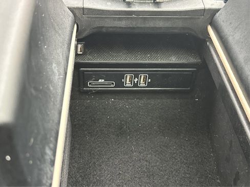 Used 2015 Mercedes-Benz C 300 4MATIC Sedan image 49