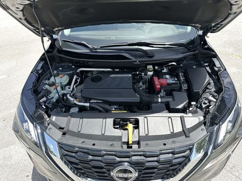 Used 2023 Nissan Rogue SV FWD image 14