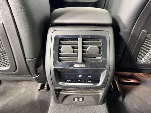 Used 2023 BMW X3 sDrive30i w/ Premium Package image 31