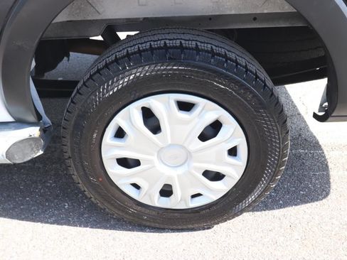 Used 2025 Ford Transit 250 Low Roof w/ Exterior Upgrade Package RWD image 24