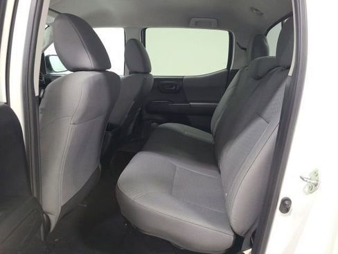 Used 2022 Toyota Tacoma SR AWD/4WD image 18