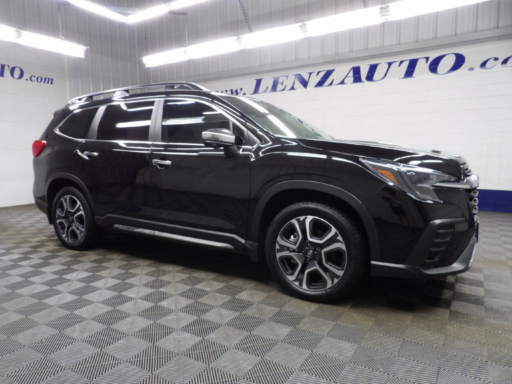Used 2023 Subaru Ascent Touring w/ Popular Package #2A AWD/4WD image 3