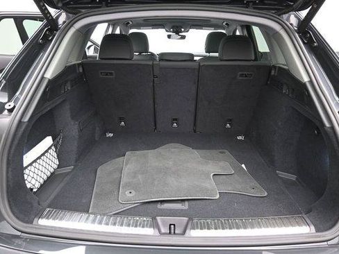 Used 2025 Audi Q5 Premium w/ Convenience Package AWD/4WD image 31