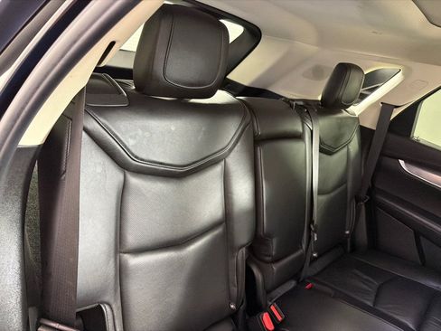 Used 2019 Cadillac XT5 Luxury AWD/4WD image 23
