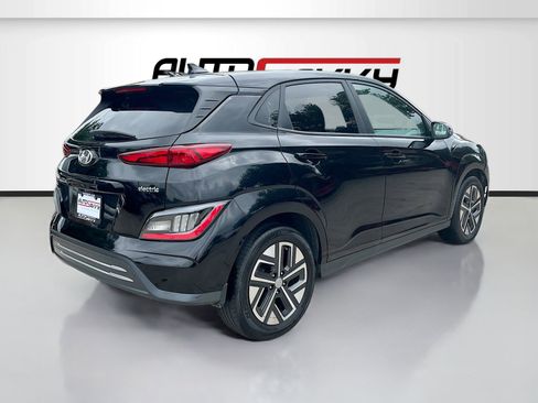 Used 2023 Hyundai Kona Limited w/ Cargo Package image 7