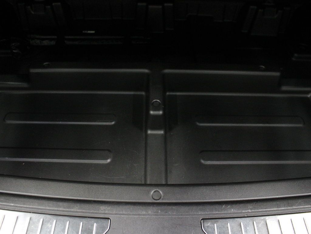 Used 2023 GMC Yukon XL Denali AWD/4WD image 49