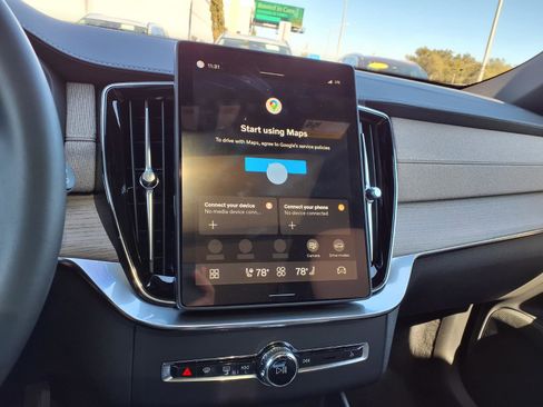 New 2026 Volvo XC90 B6 Plus w/ Protection Package Premier image 15