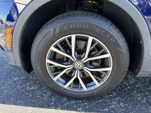 Used 2021 Volkswagen Tiguan S image 10