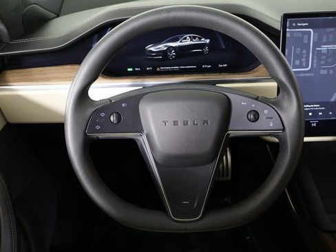 Used 2022 Tesla Model S AWD/4WD image 43