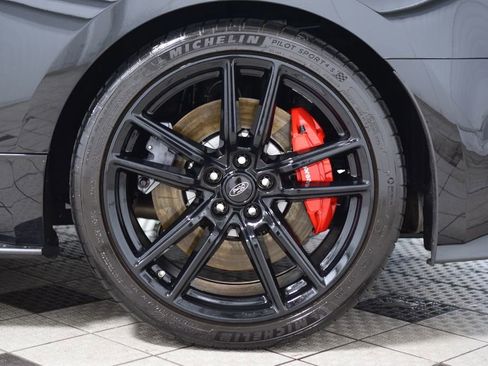 Used 2021 Ford Mustang Shelby GT500 w/ Technology Package RWD image 28
