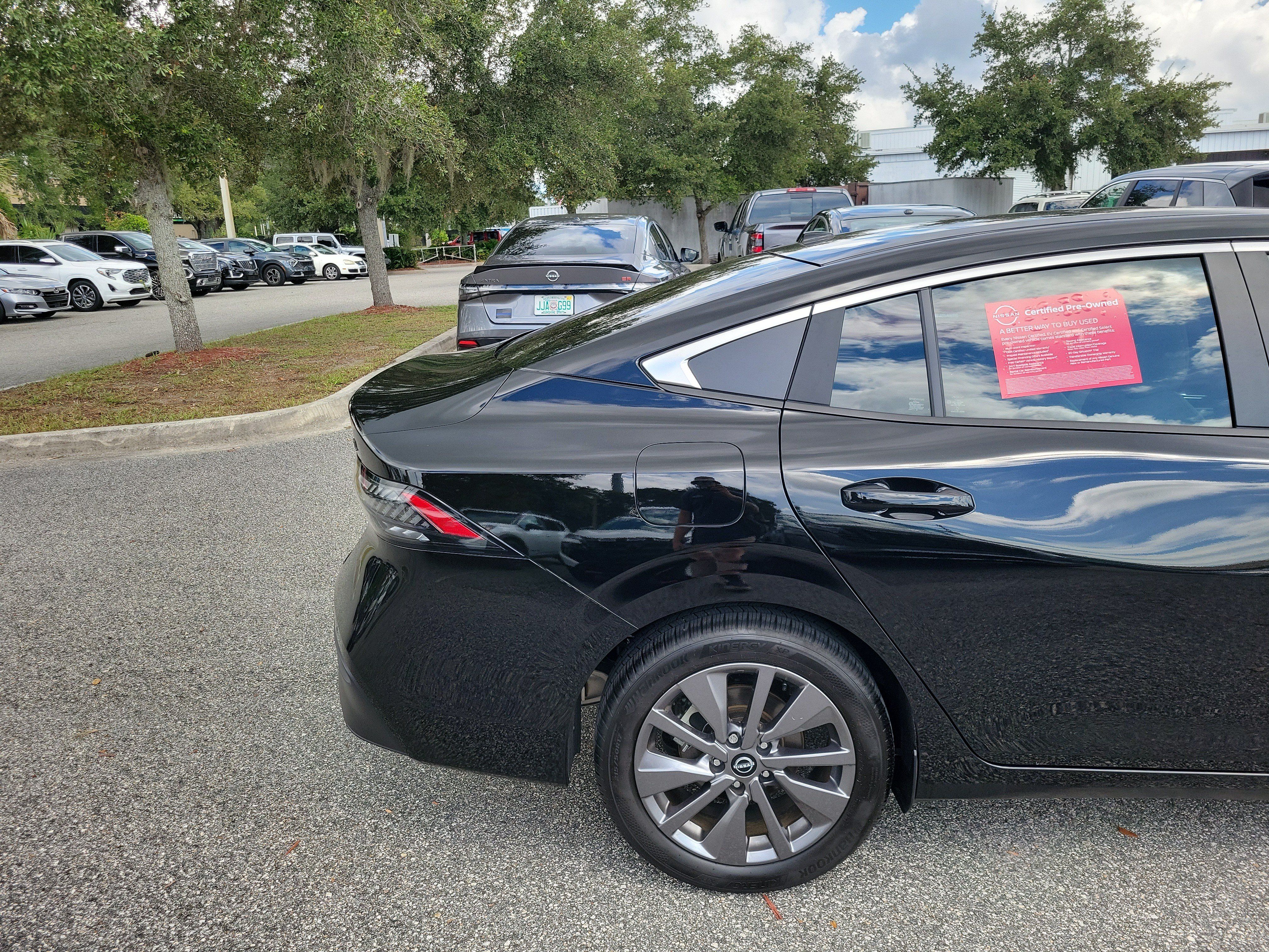 Certified 2026 Nissan Sentra SL w/ Floor Mat Package FWD image 6