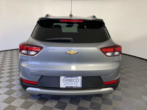 Used 2023 Chevrolet TrailBlazer LT w/ Convenience Package AWD/4WD image 7