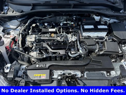 Used 2025 Toyota Corolla Cross LE FWD image 26