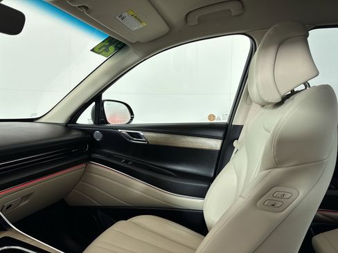 Used 2023 Genesis GV80 2.5T image 6