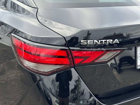 Used 2025 Nissan Sentra S FWD image 10