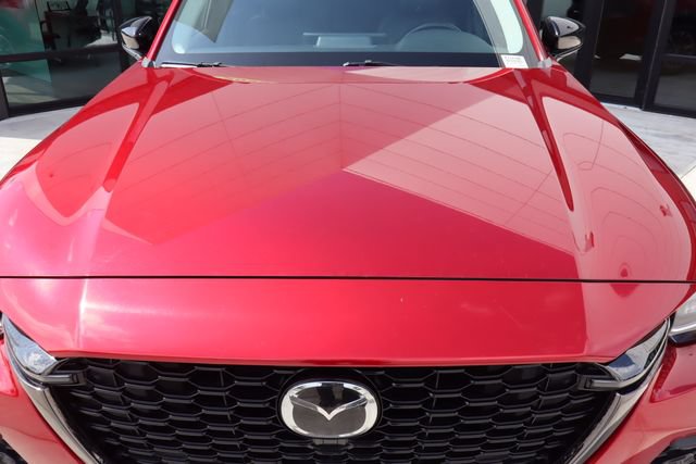 Used 2025 MAZDA CX-70 3.3 Turbo w/ Preferred Package AWD/4WD image 10