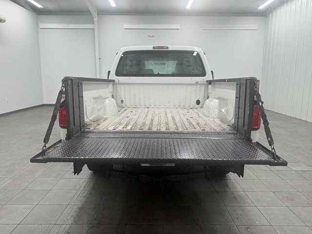 Used 2011 Ford F250 XL RWD image 7